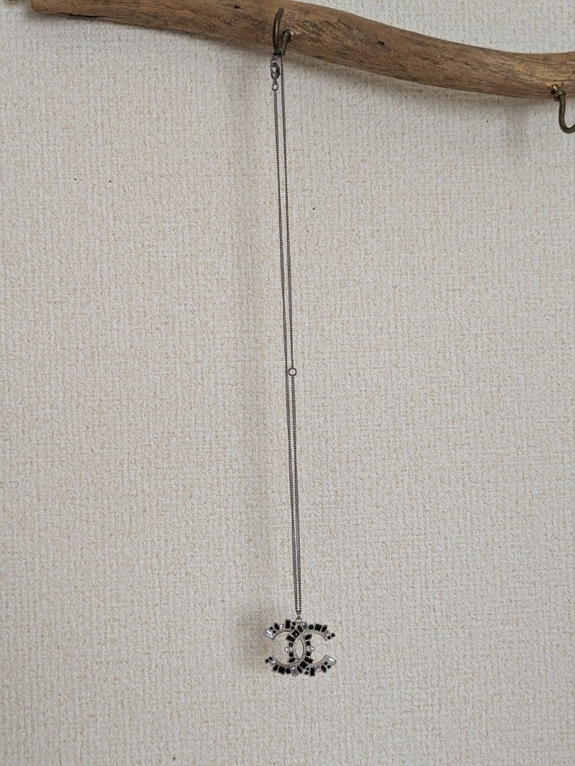 CHANEL ロゴペンダントネックレス