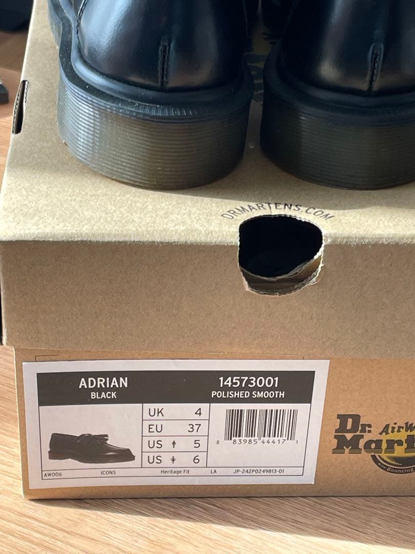 Dr.Martens タッセルローファー　ADRIAN BLACK