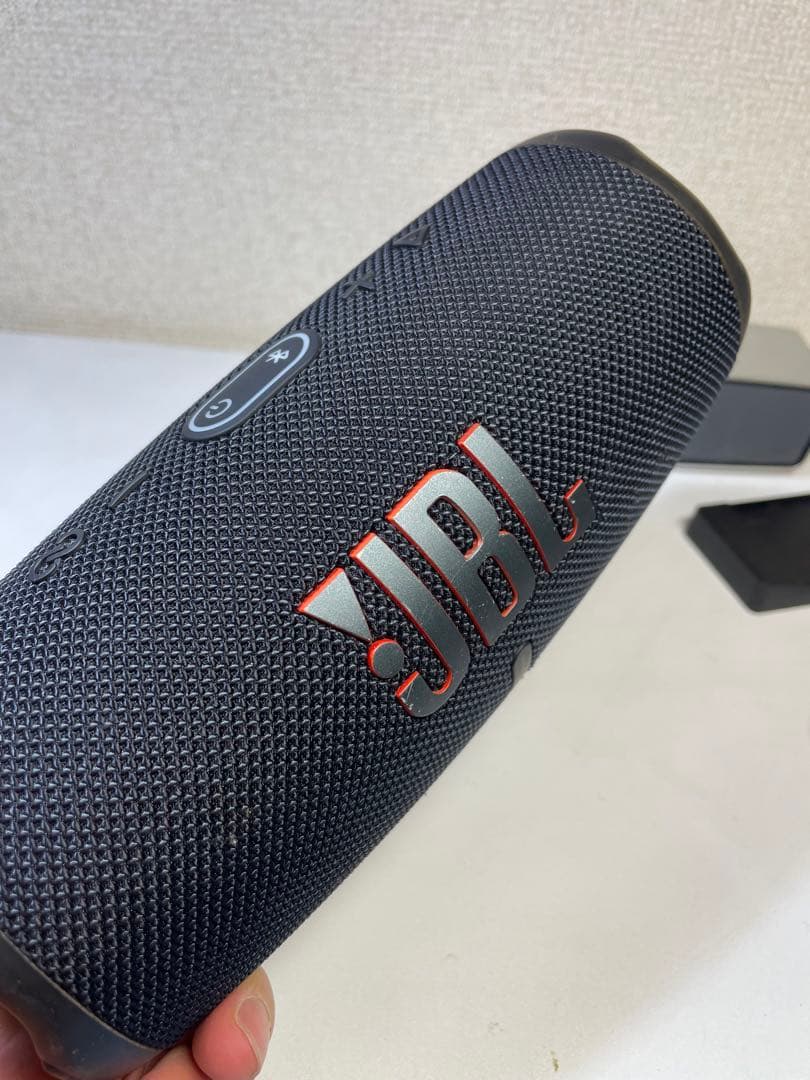 JBL Charge 5とBose SoundLink Mini 2セット