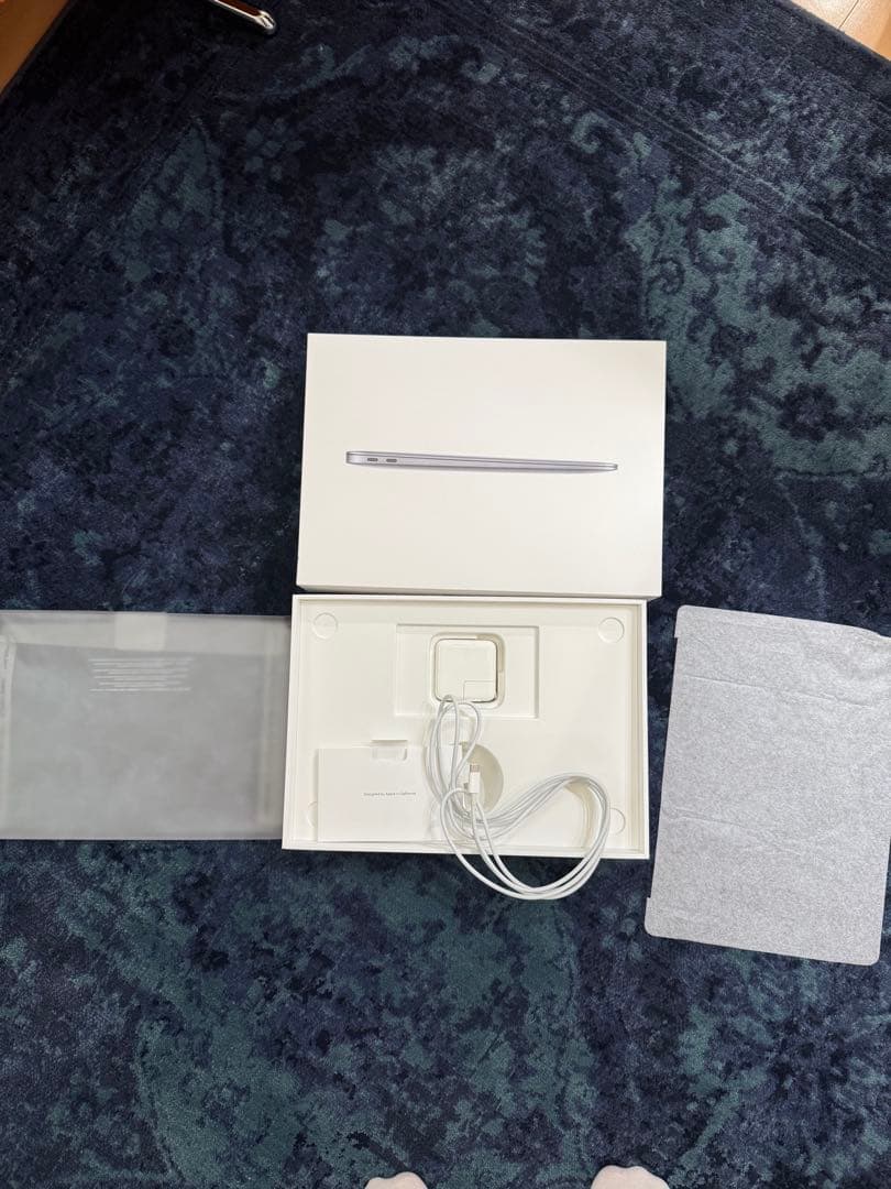 MacBook本体 Apple MacBook Air 2020 M1 8GB 256GB
