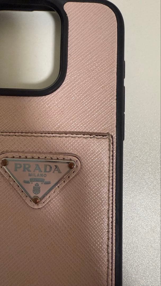 PRADA ピンクレザー iPhoneケース
