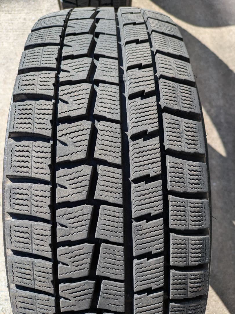 ダンロップ　スタッドレスタイヤ 215/65R16　4本セット