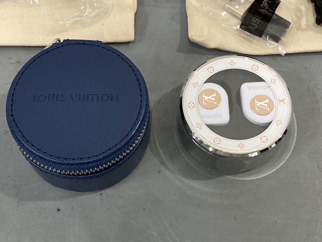 【ジャンク品】ルイヴィトン ワイヤレス イヤホン モノグラム LV ホライゾン