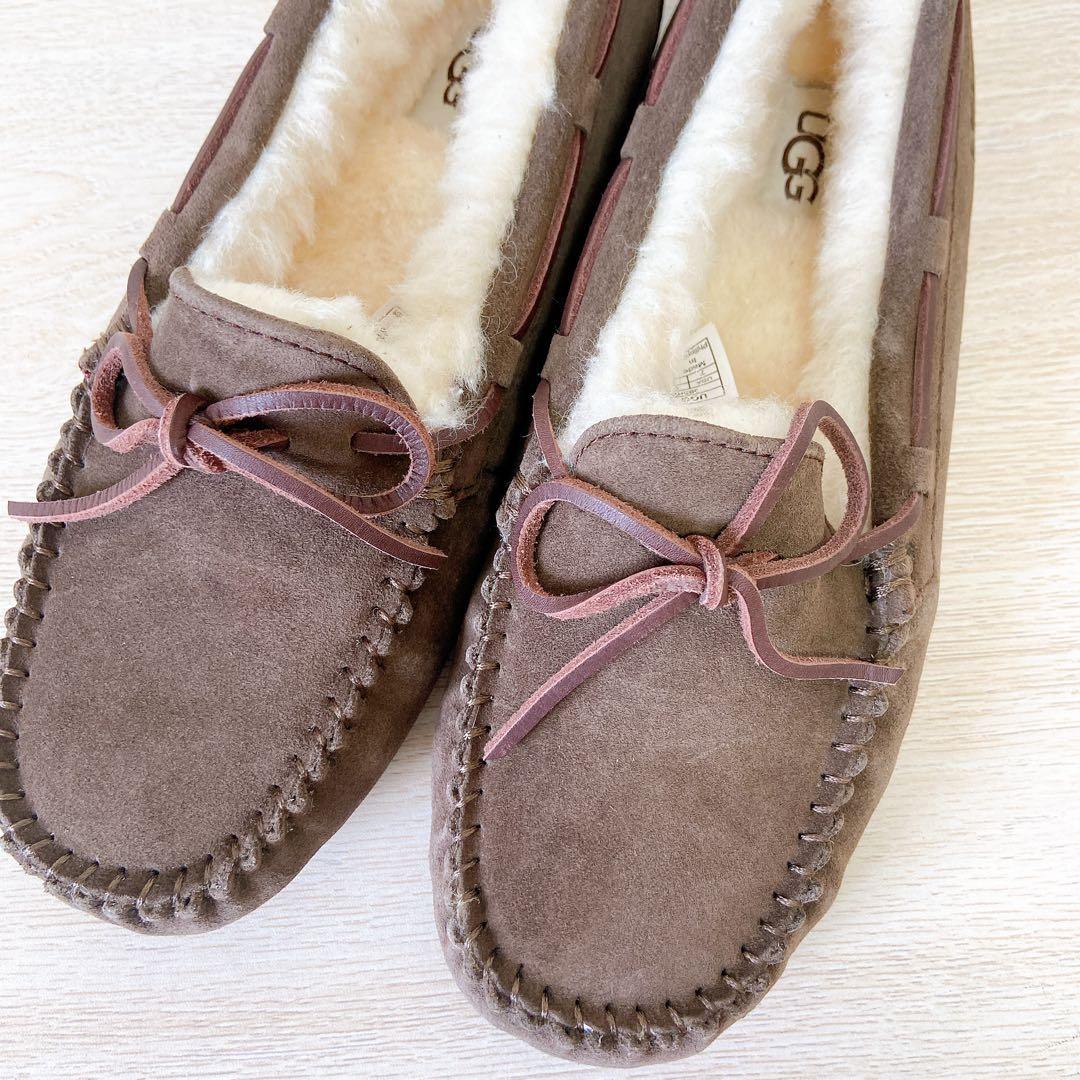 新品未使用　UGG アグ　dakota　モカシン　24cm 美品