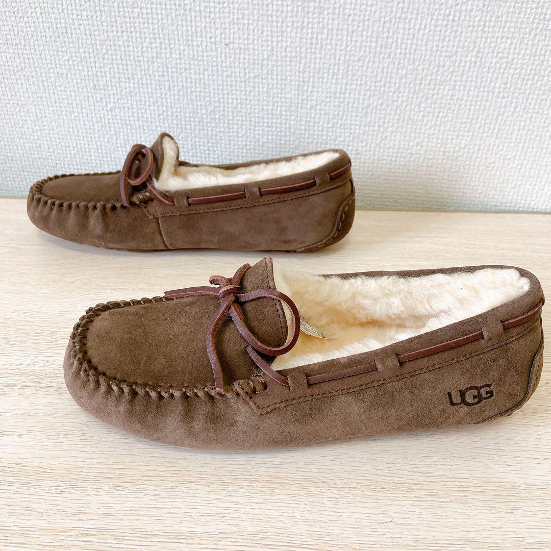新品未使用　UGG アグ　dakota　モカシン　24cm 美品