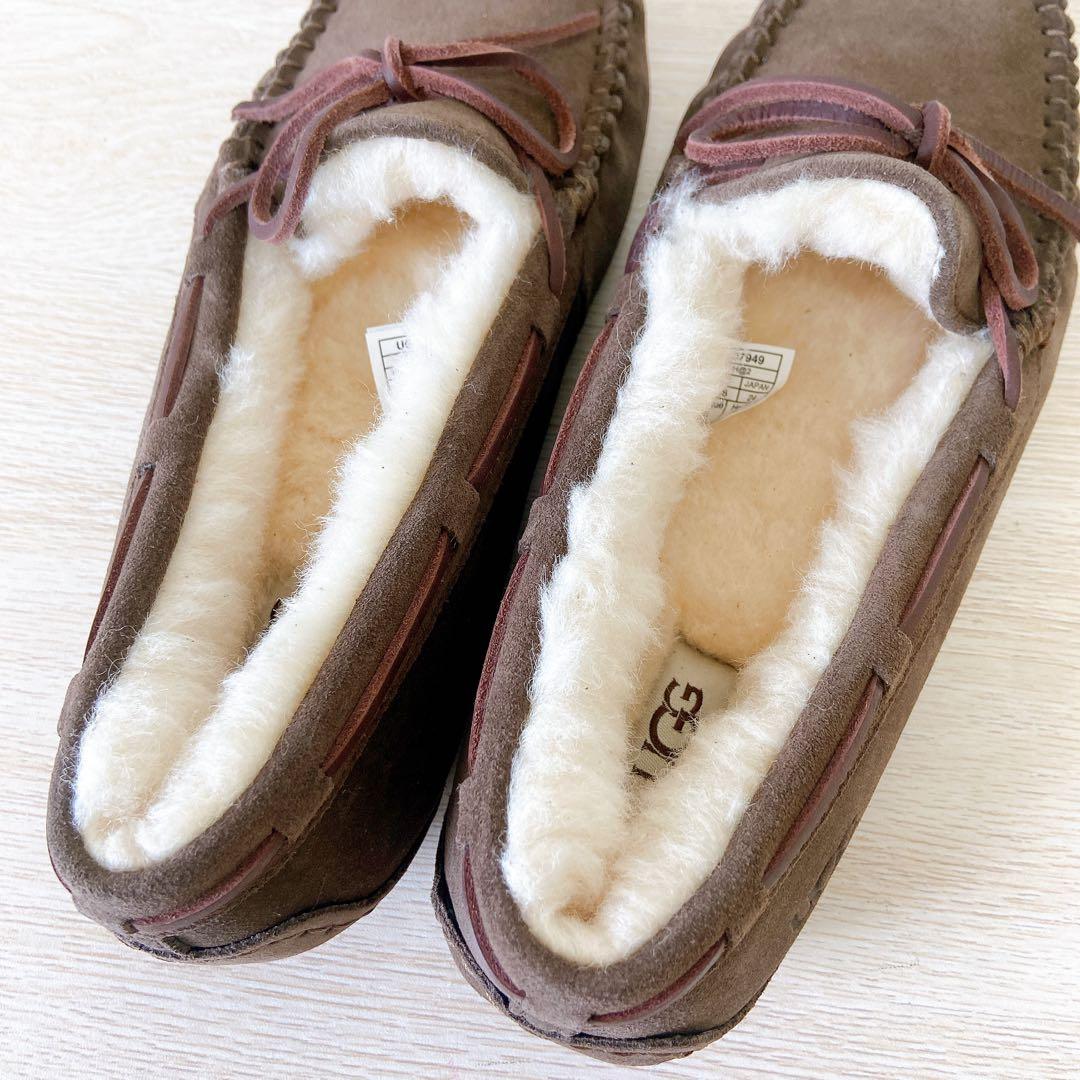 新品未使用　UGG アグ　dakota　モカシン　24cm 美品