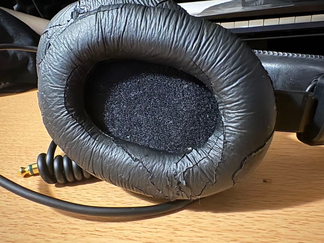 ヘッドホン SONY MDR-7506 Dynamic Stereo Headphones