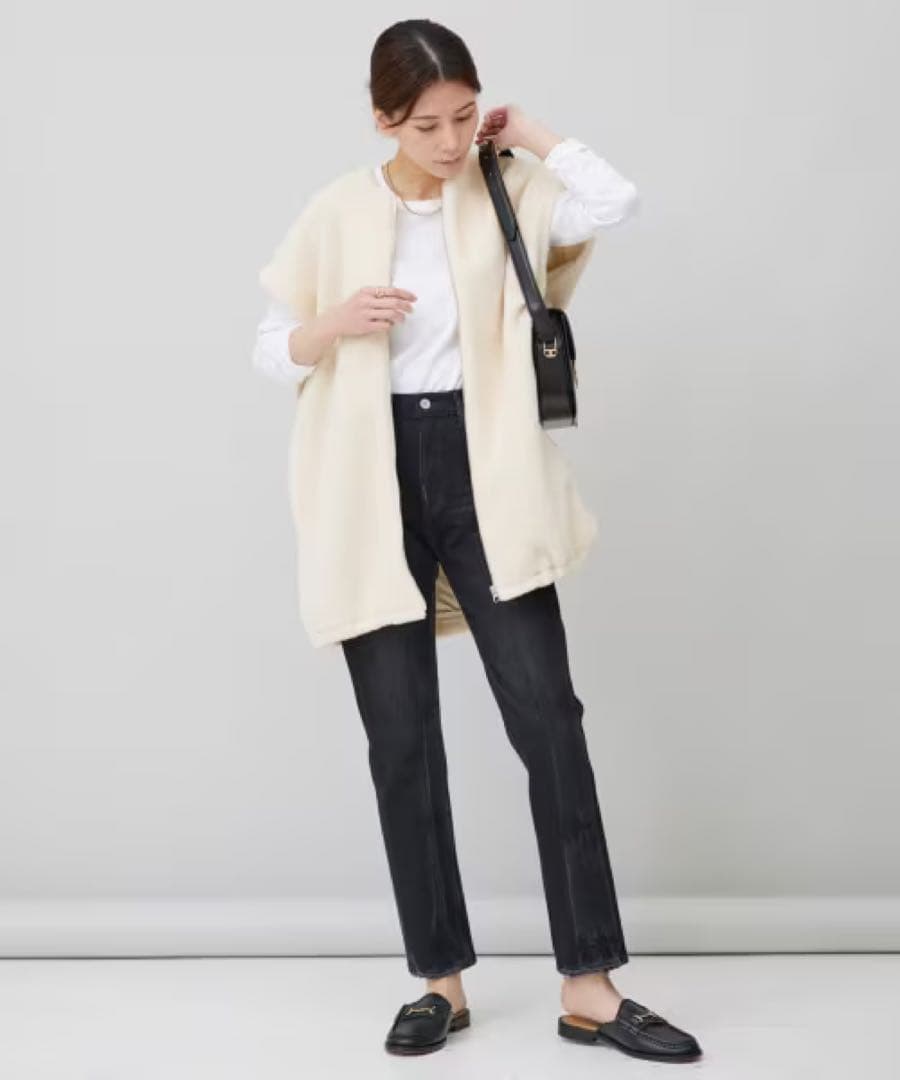 【美品】Curensology(カレンソロジー)/ショートボアベスト