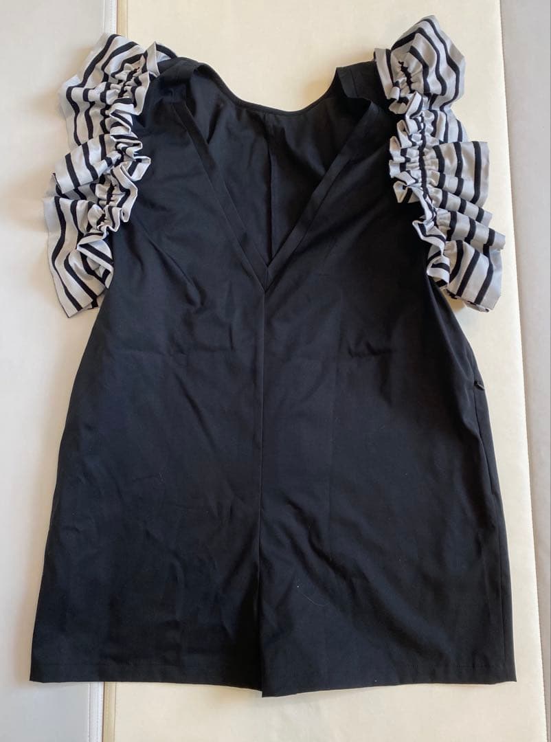 maison de dolce. ノースリラッシュガード border