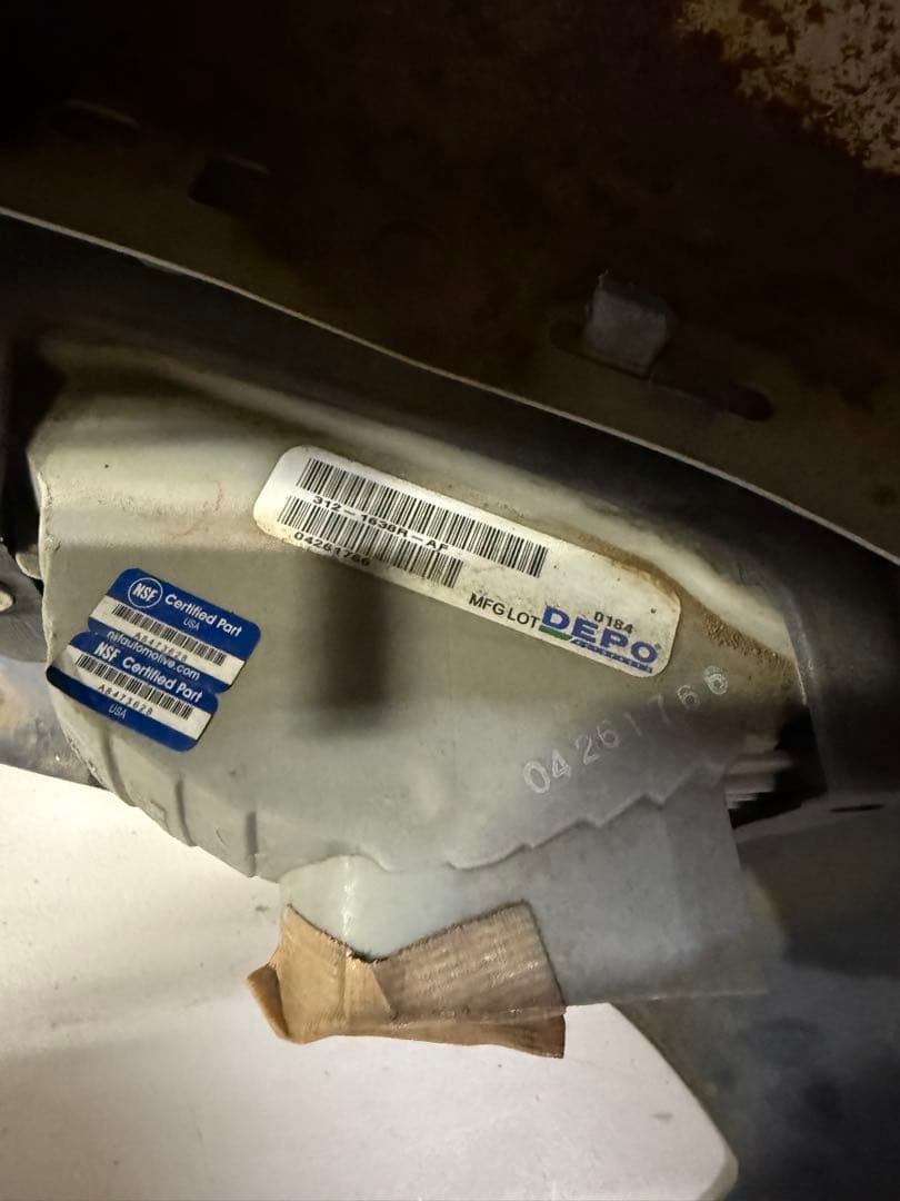 トヨタ フロントバンパー ハイラックススポーツ