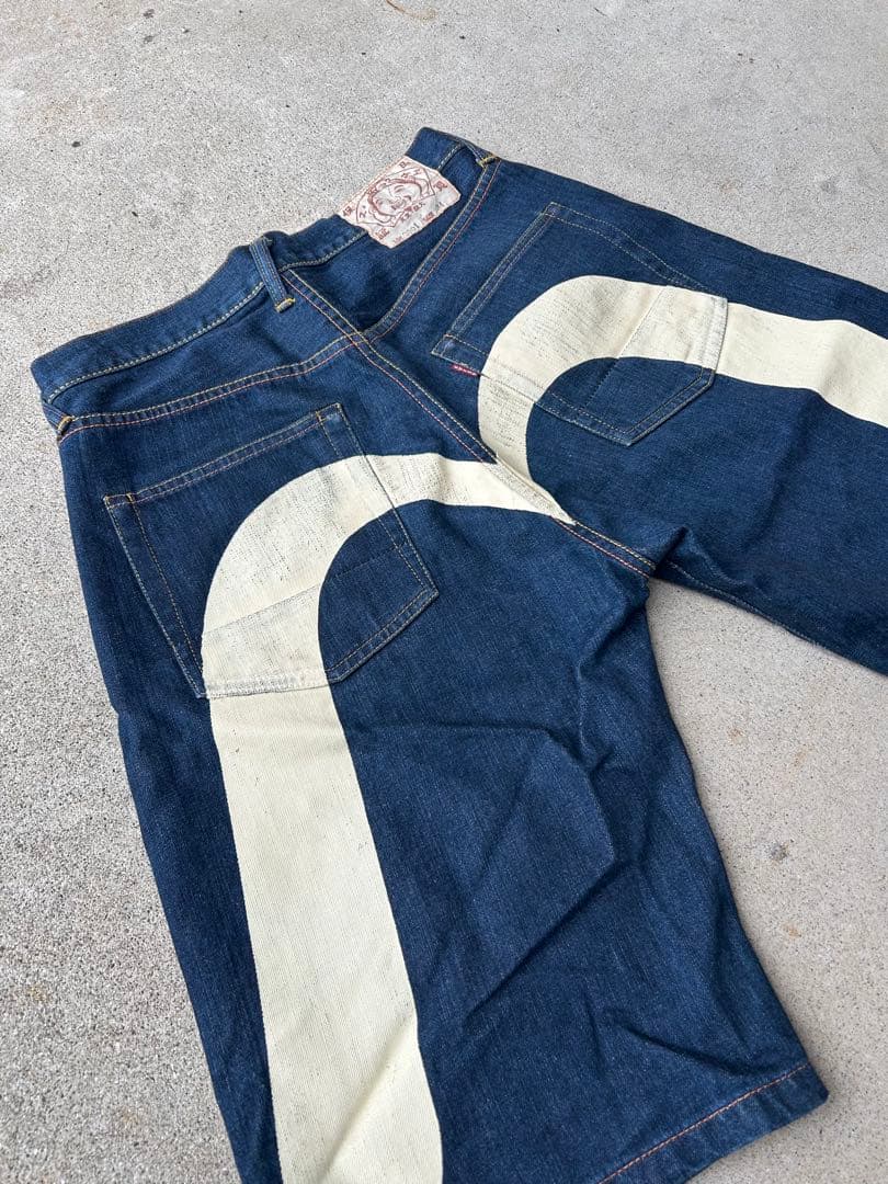 人気✨️EVISU 大黒 ハーフパンツ 白 W34 デニム