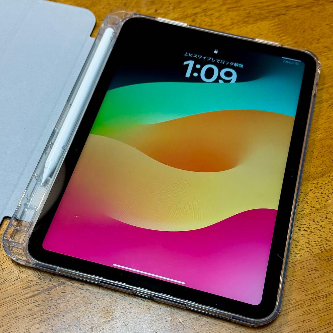 Apple iPad 第10世代　simフリー　おまけケース＆ペン