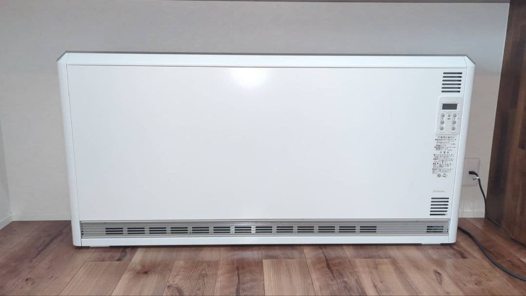 【2月末で販売終了】電気蓄熱暖房器 ユニデール　VUEi 70JW