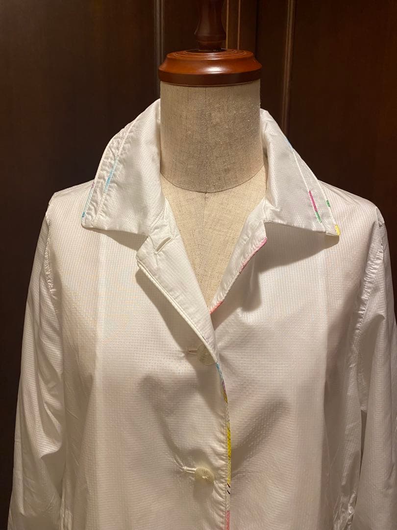 【レオナール 】 ☆新品未使用タグ付き、レインコート