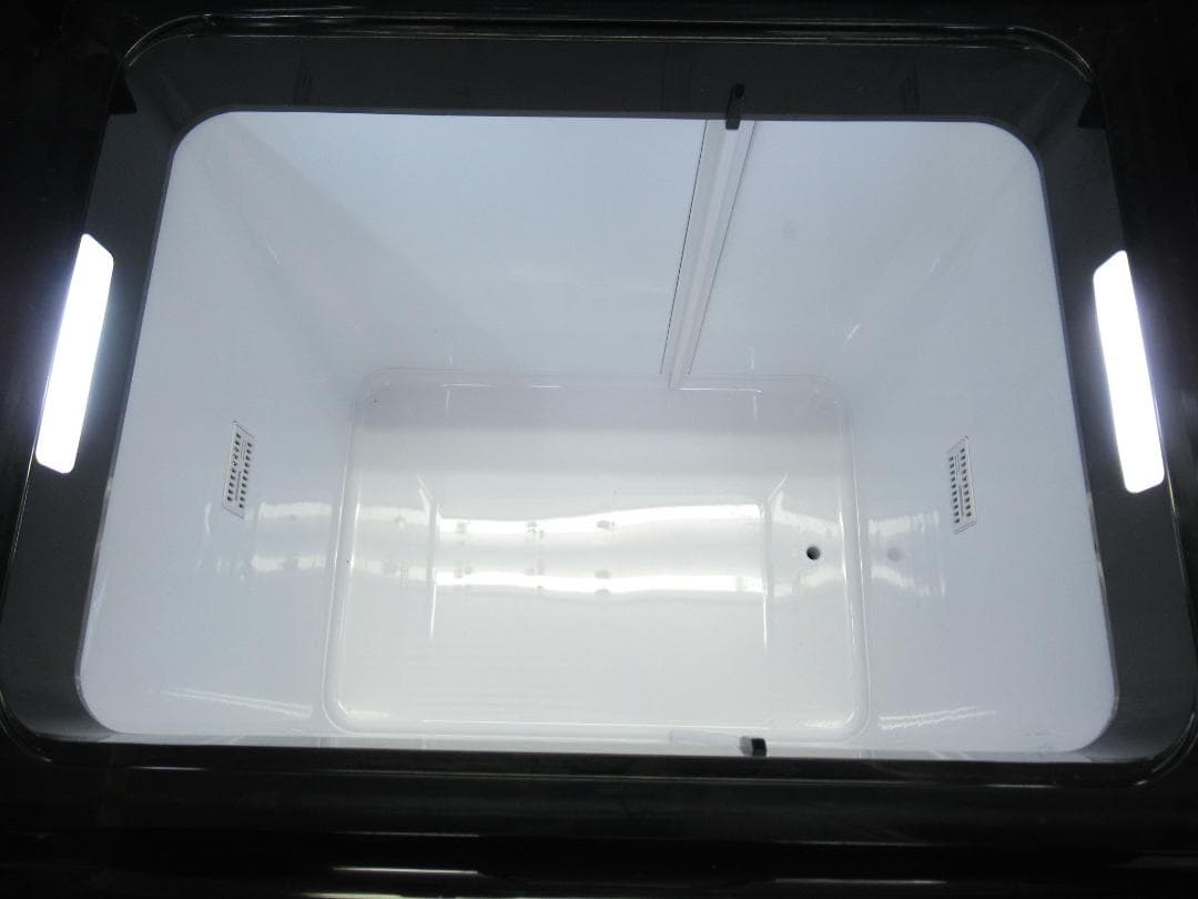 makita マキタ 充電式保冷温庫 29L CW004G 2023年製 動作品