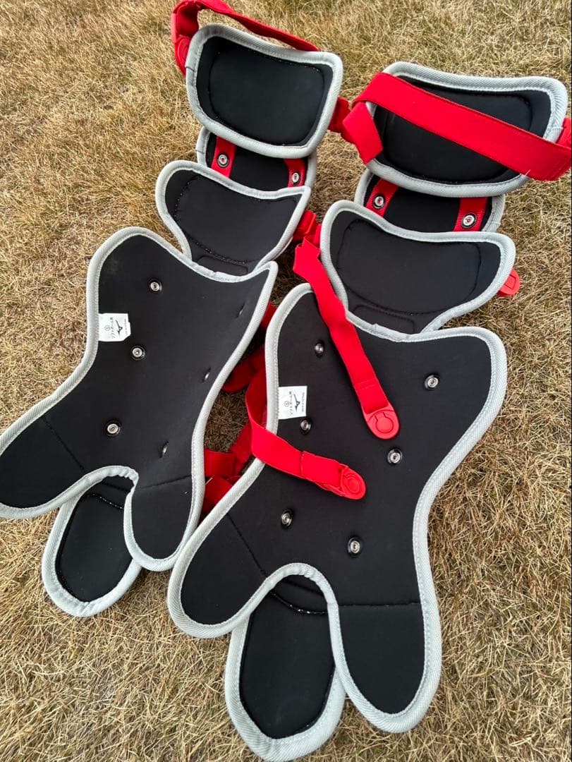 最終値下げ!!ミズノ ソフトボール用キャッチャーレガーズ