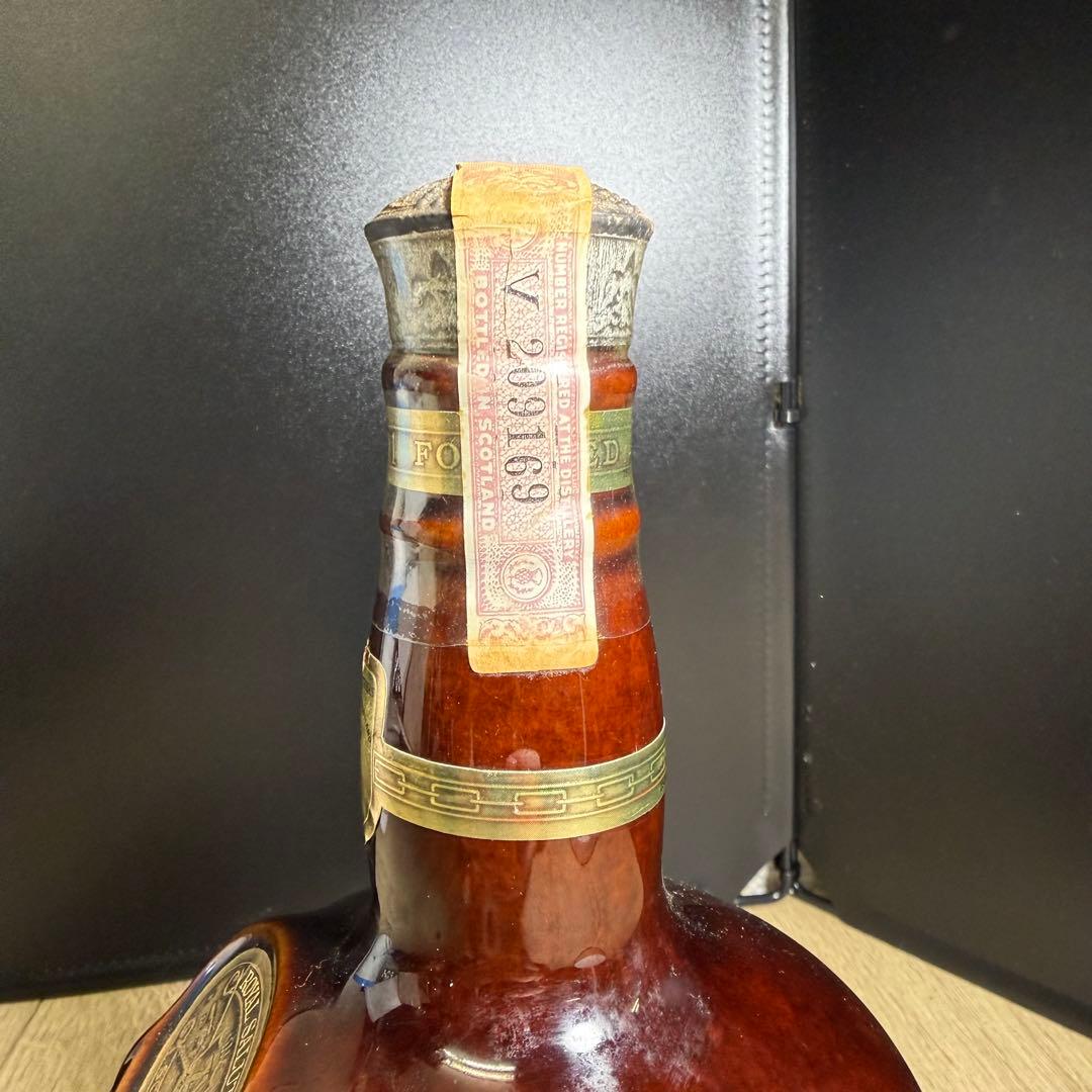 【未開栓】CHIVAS ロイヤルサルート 21年 700ml 古酒　Y