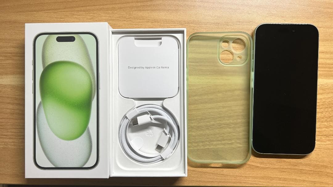 Michiko専用　iPhone 15 グリーン 256GB3/14まで保証あり