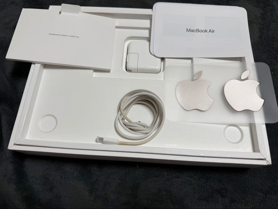 MacBook Air m2 8GB/256GB スターライト