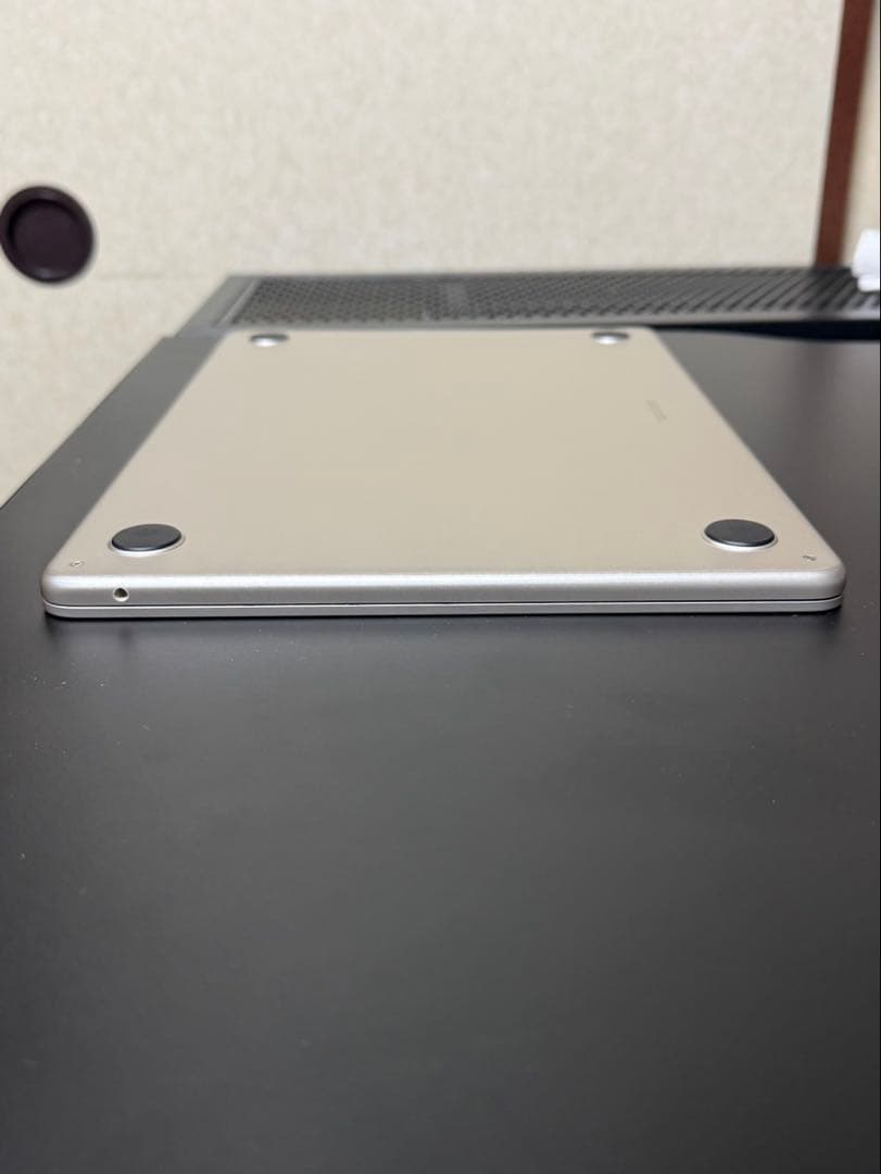 MacBook Air m2 8GB/256GB スターライト