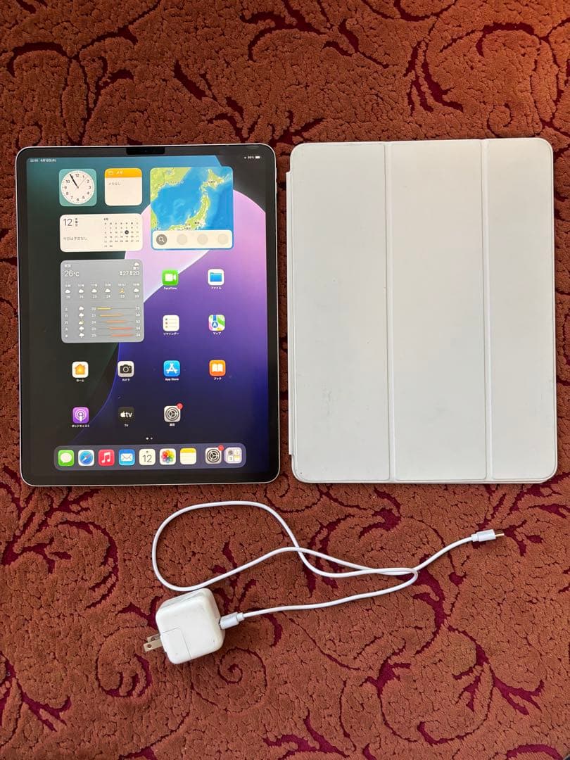 iPad Pro 12.9 256GB 第3世代 Wi-Fiモデル 充電やや難