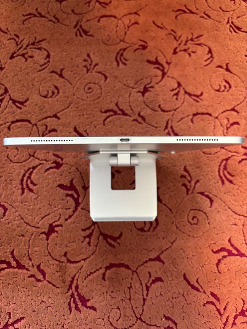 iPad Pro 12.9 256GB 第3世代 Wi-Fiモデル 充電やや難