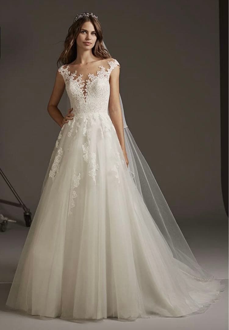 プロノビアス Pronovias ウェディングドレス Aライン vulcania