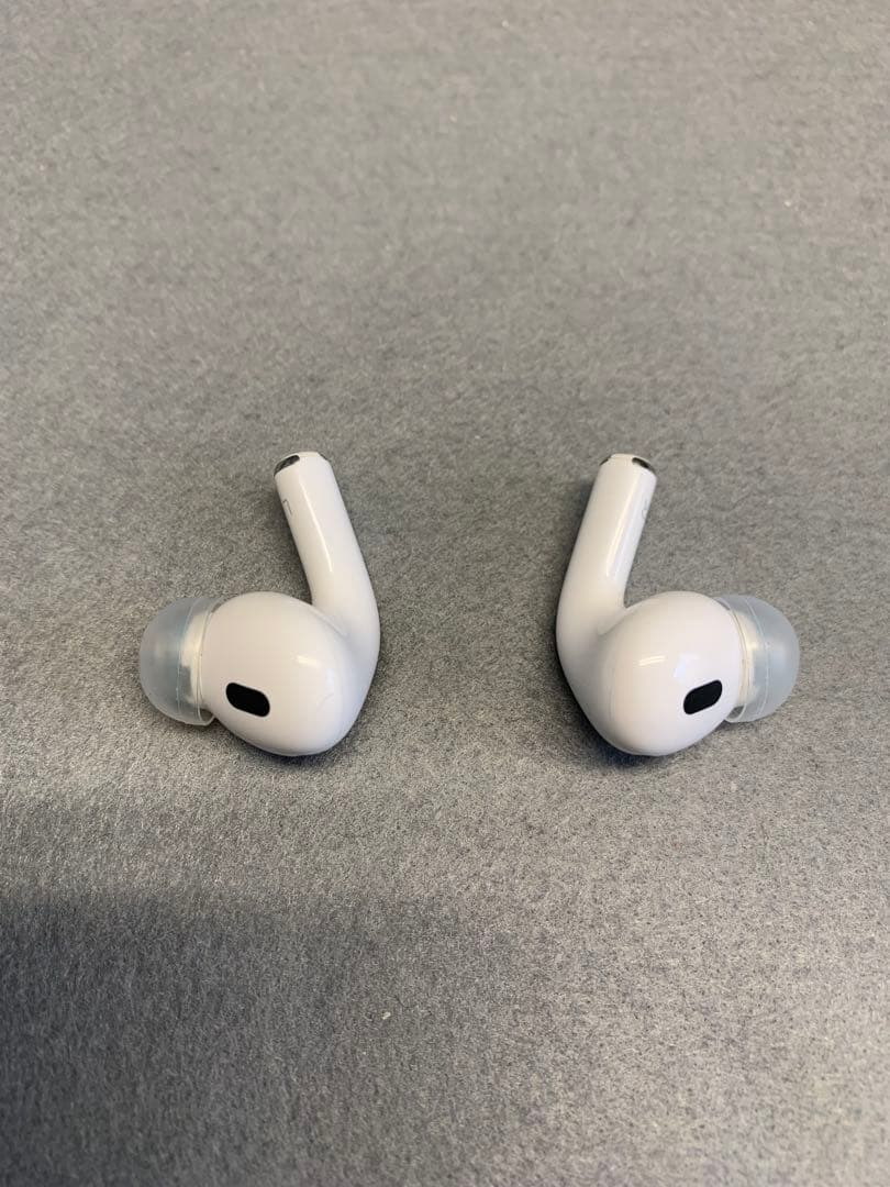 美品 AirPods Pro 第2世代 Lightning充電口