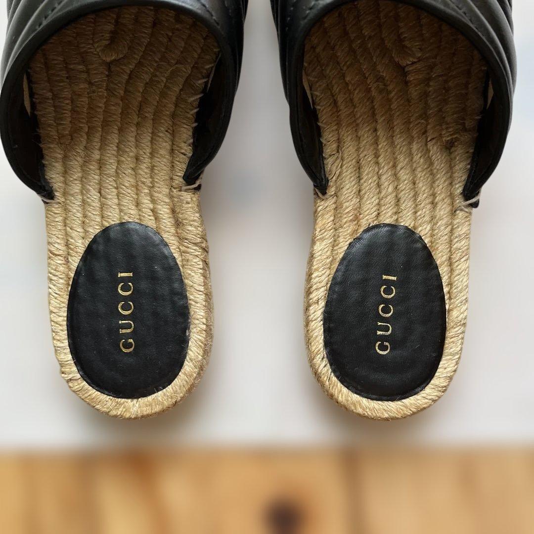 GUCCI ブラック キルティング サンダル