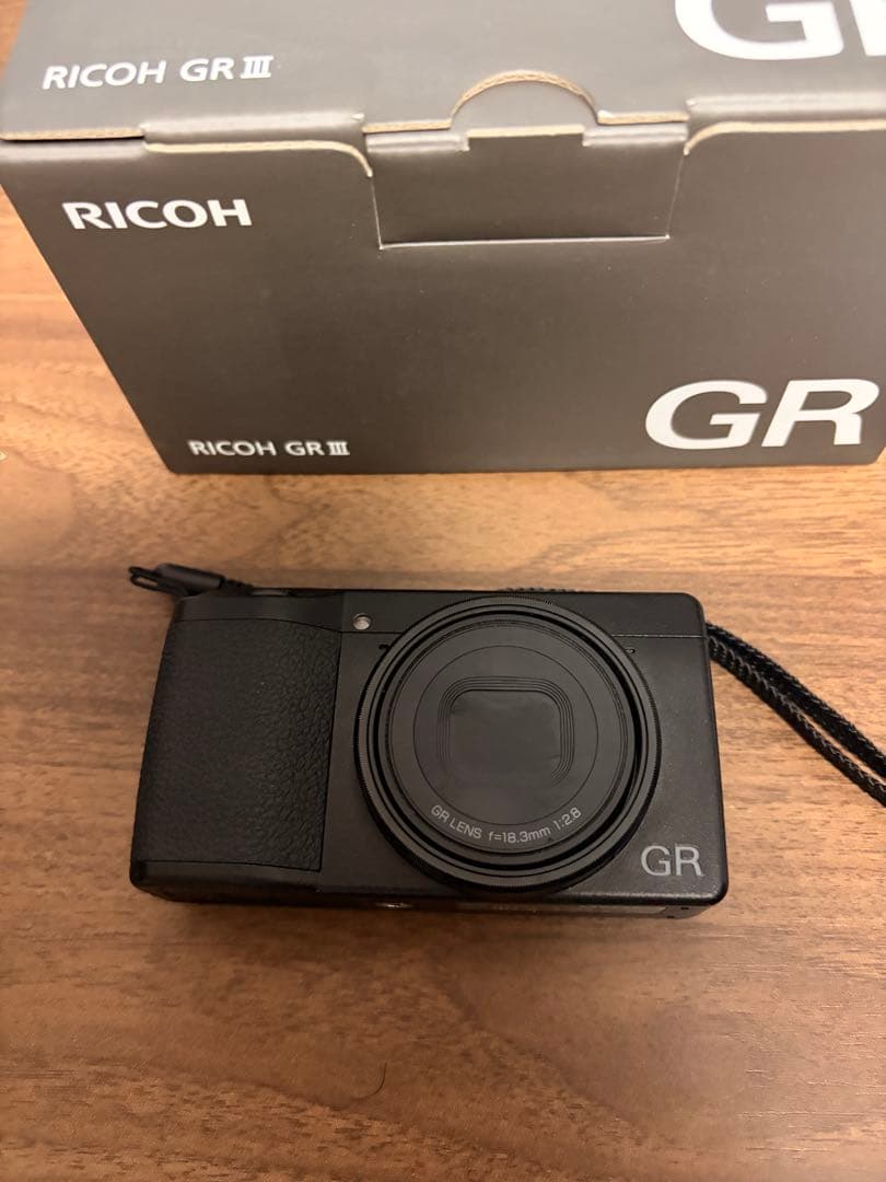 RICOH GR III コンパクトデジタルカメラ　ショット数1164