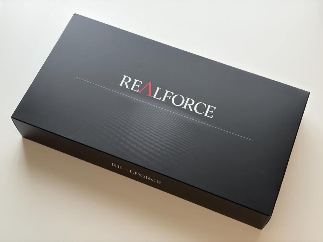 新品 REALFORCE R4 45g荷重 テンキーレス ホワイト R4HC71