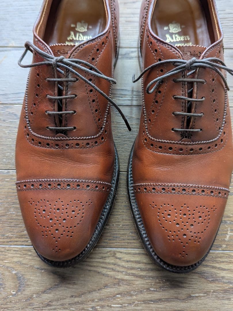 【美USED】Alden 9D セミブローグドレスシューズ／オールデンメダリオン