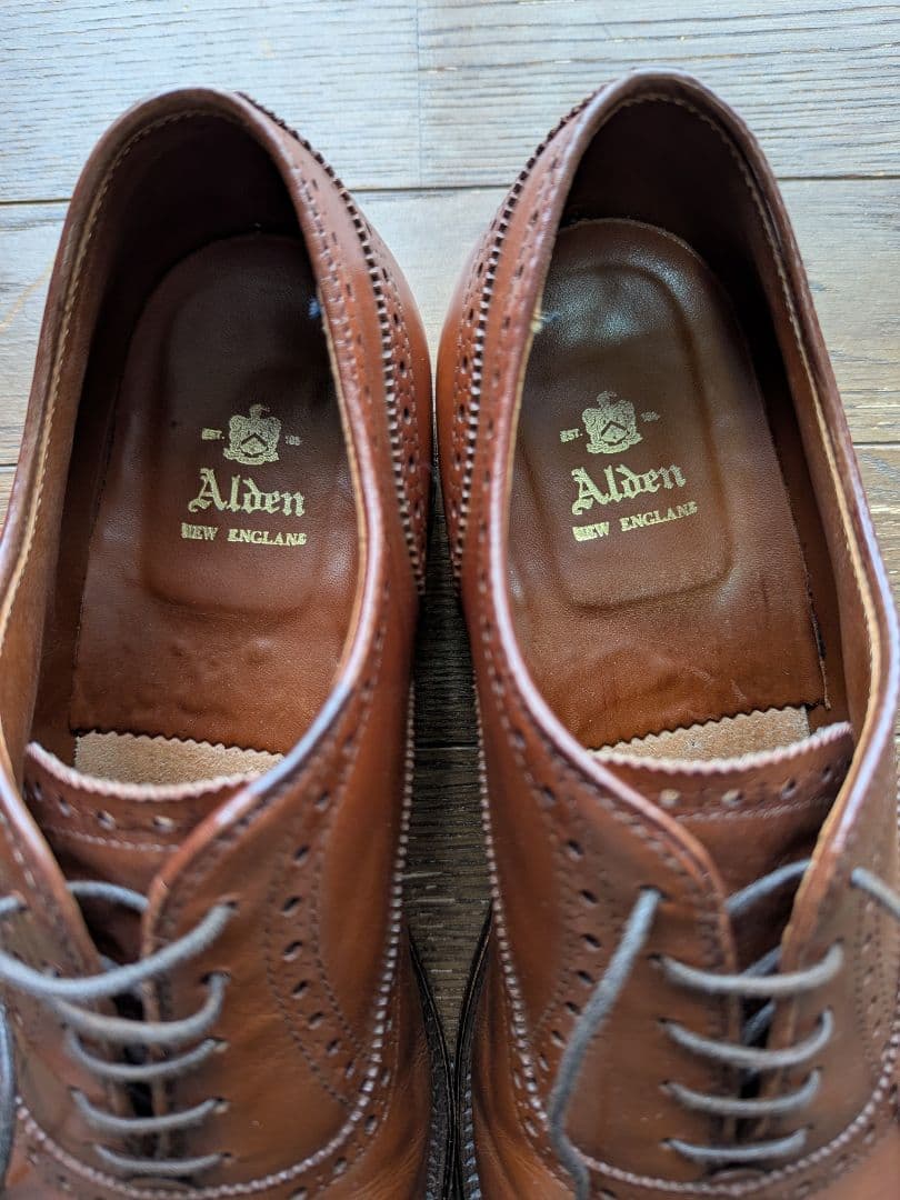 【美USED】Alden 9D セミブローグドレスシューズ／オールデンメダリオン