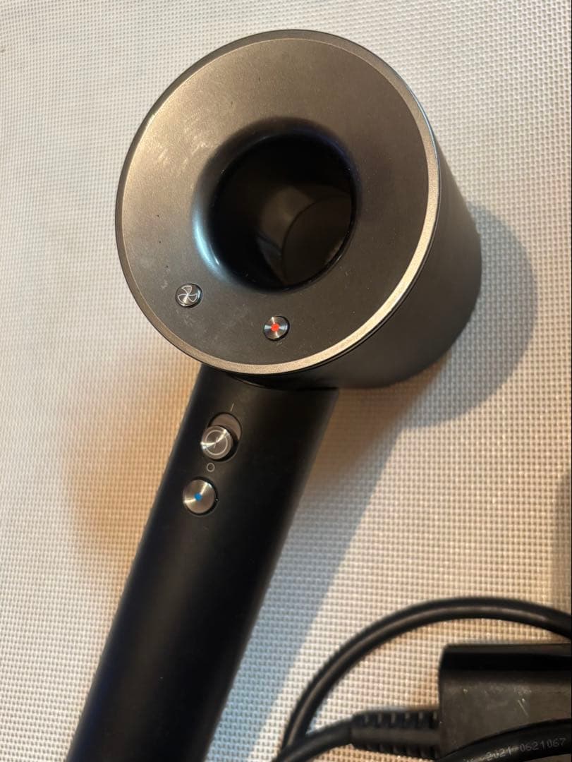 ダイソン Dyson Supersonic Ionic ブラック ヘアドライヤー