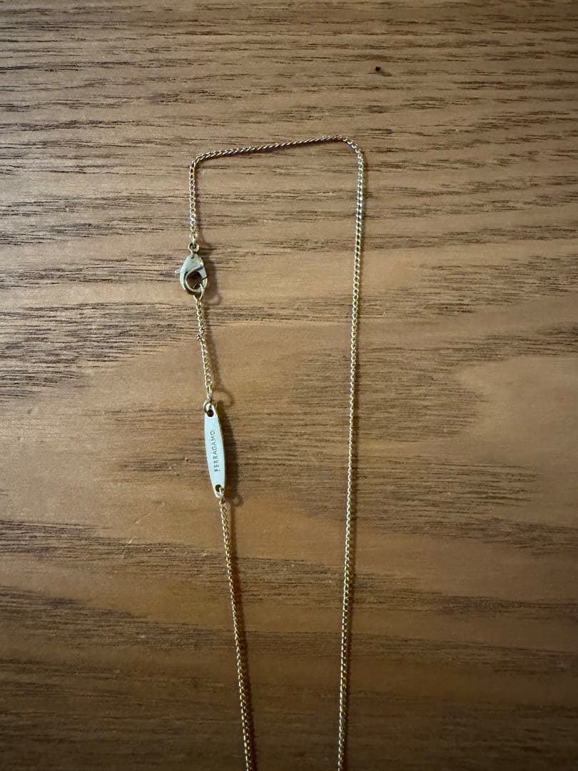 【kina】フェラガモ　ガンチーニ　ネックレス