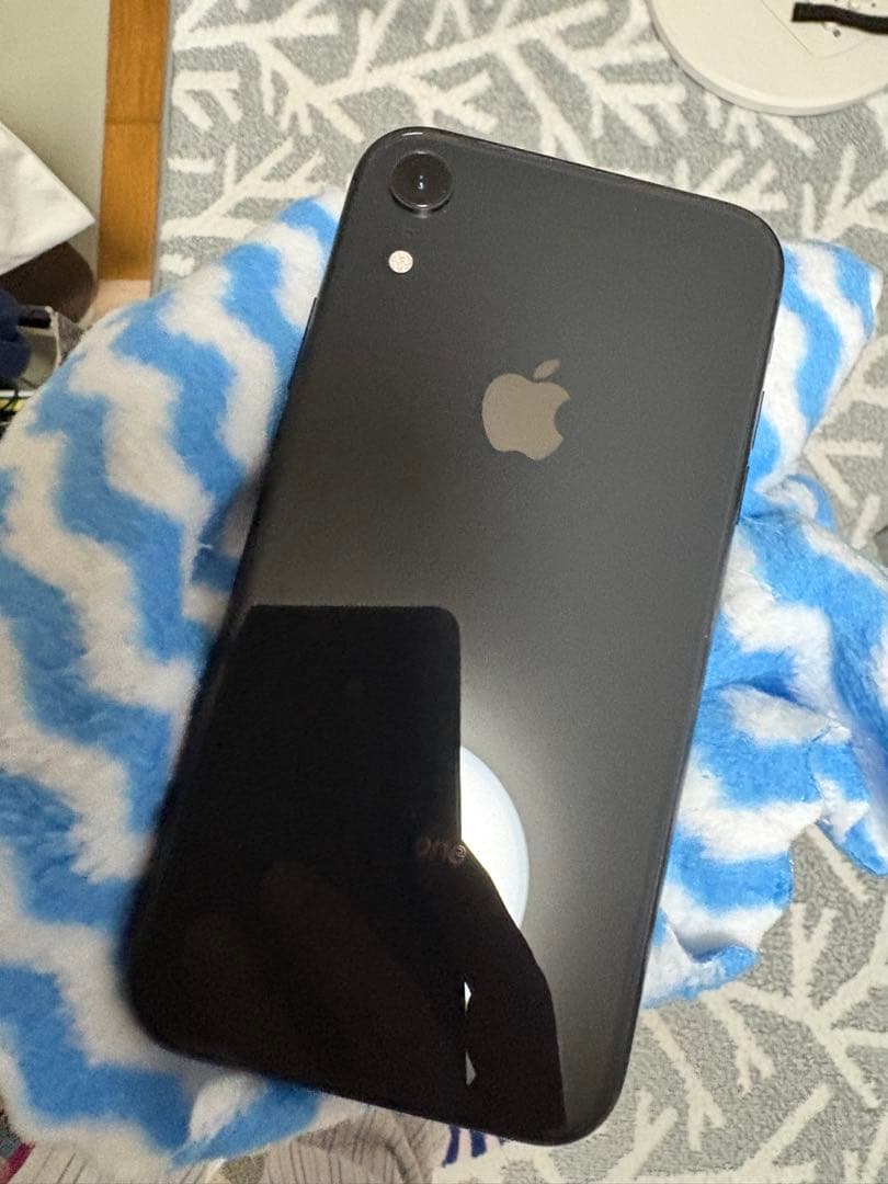 美品❗️iPhoneXR Black 64GB ケース付 バッテリー90%