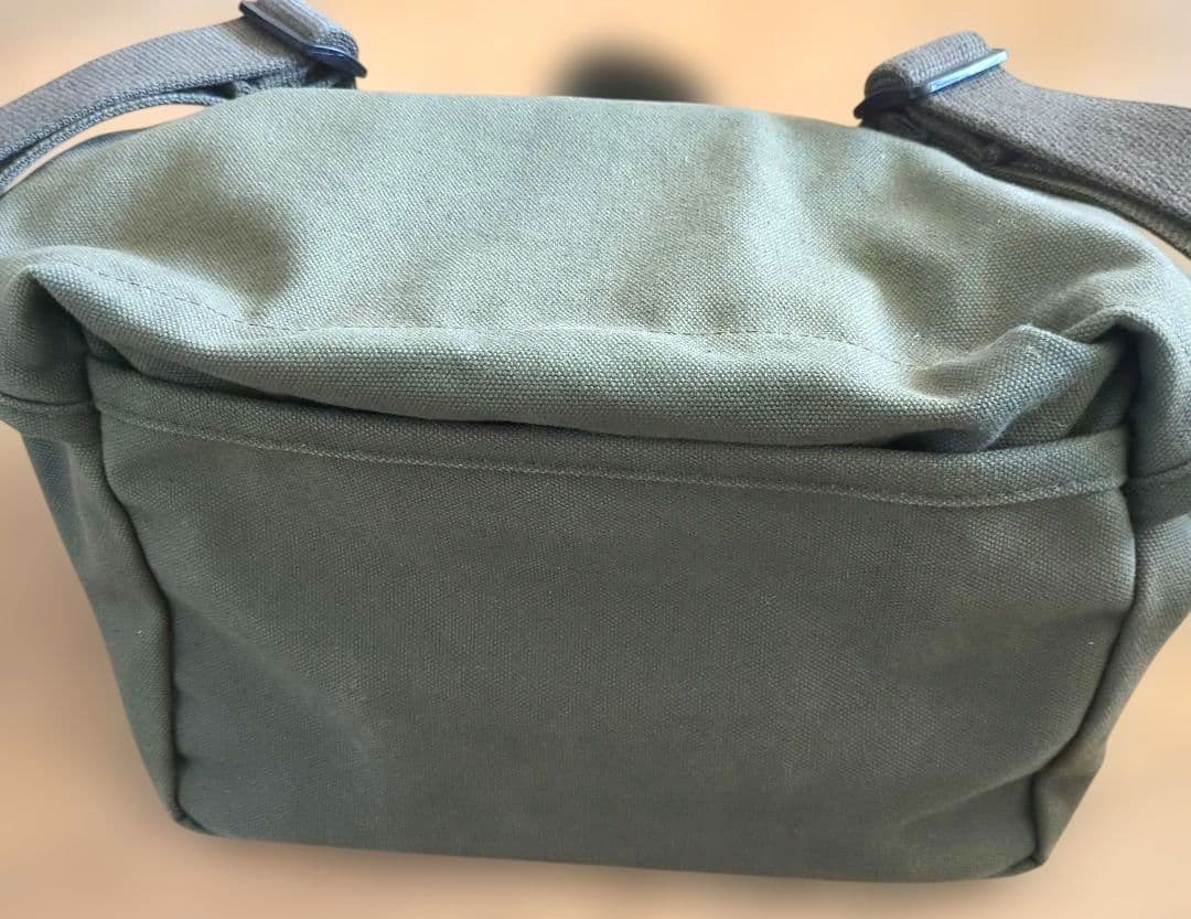 DOMKE カメラバッグF-6 ドンケ オリーブカーキ ショルダーバッグ 中古品