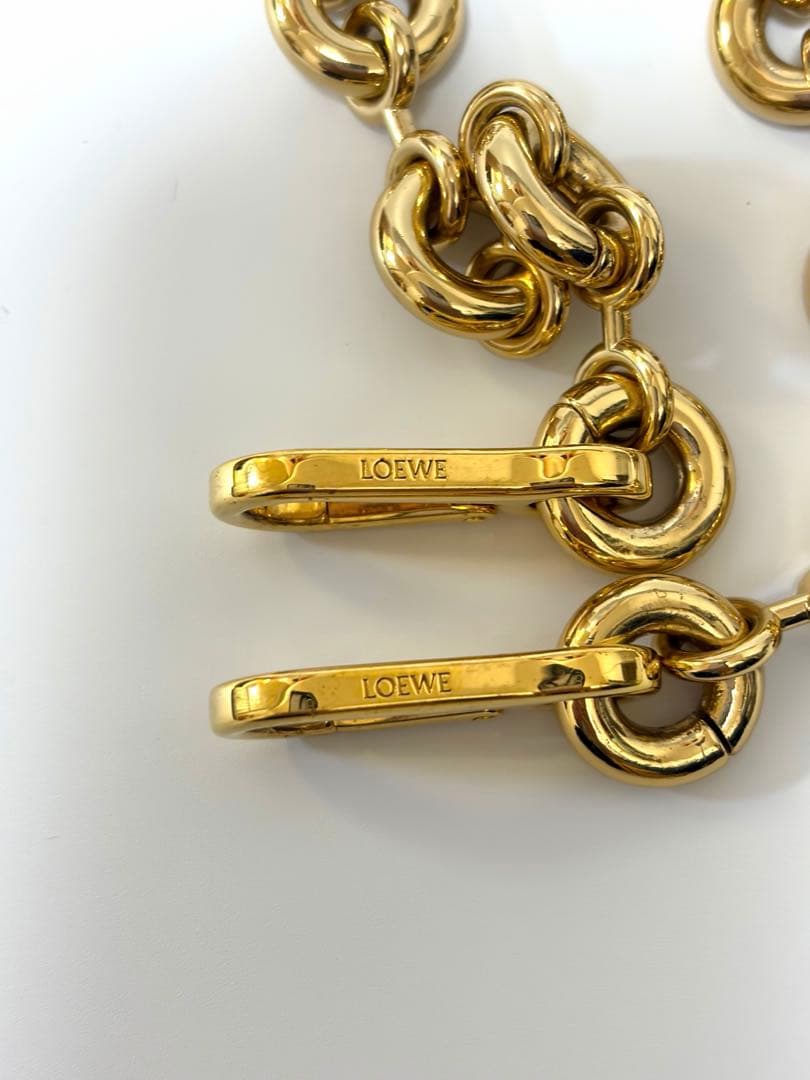 LOEWE ドーナツチェーン