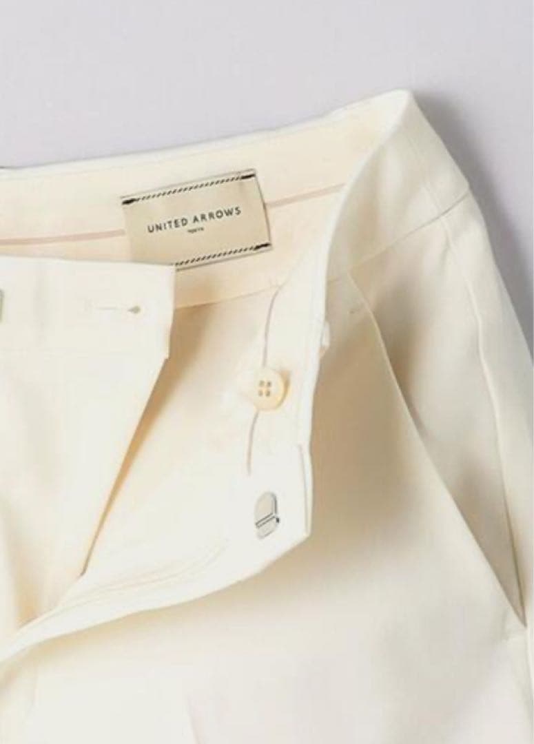 ユナイテッドアローズ　United Arrows 白　ホワイト　パンツ　極美品