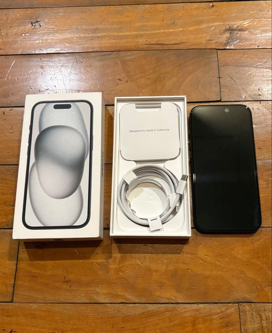 【99%】Apple iPhone 15 スペースグレー 本体