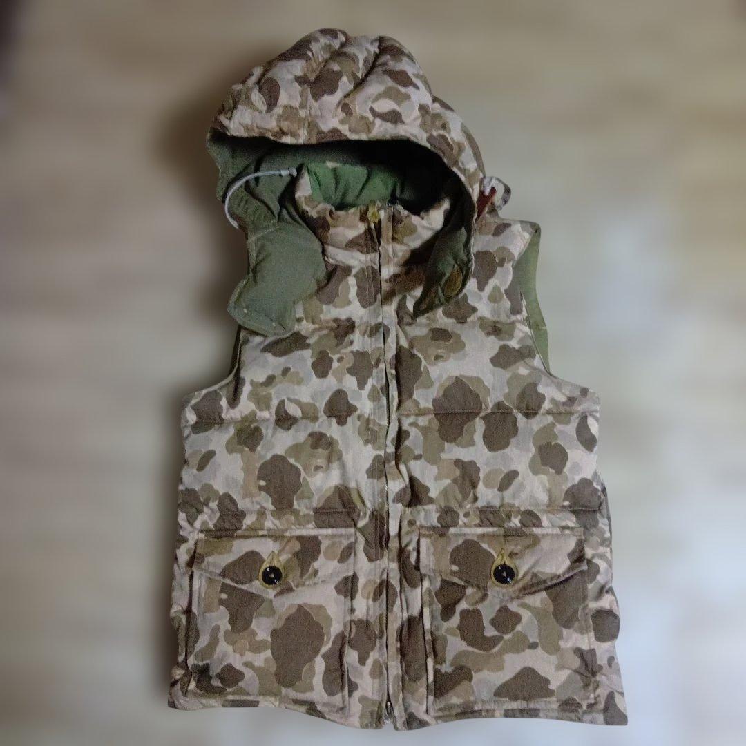 コリンボ　ダウンベスト迷彩　　（フリーホイーラーズ）