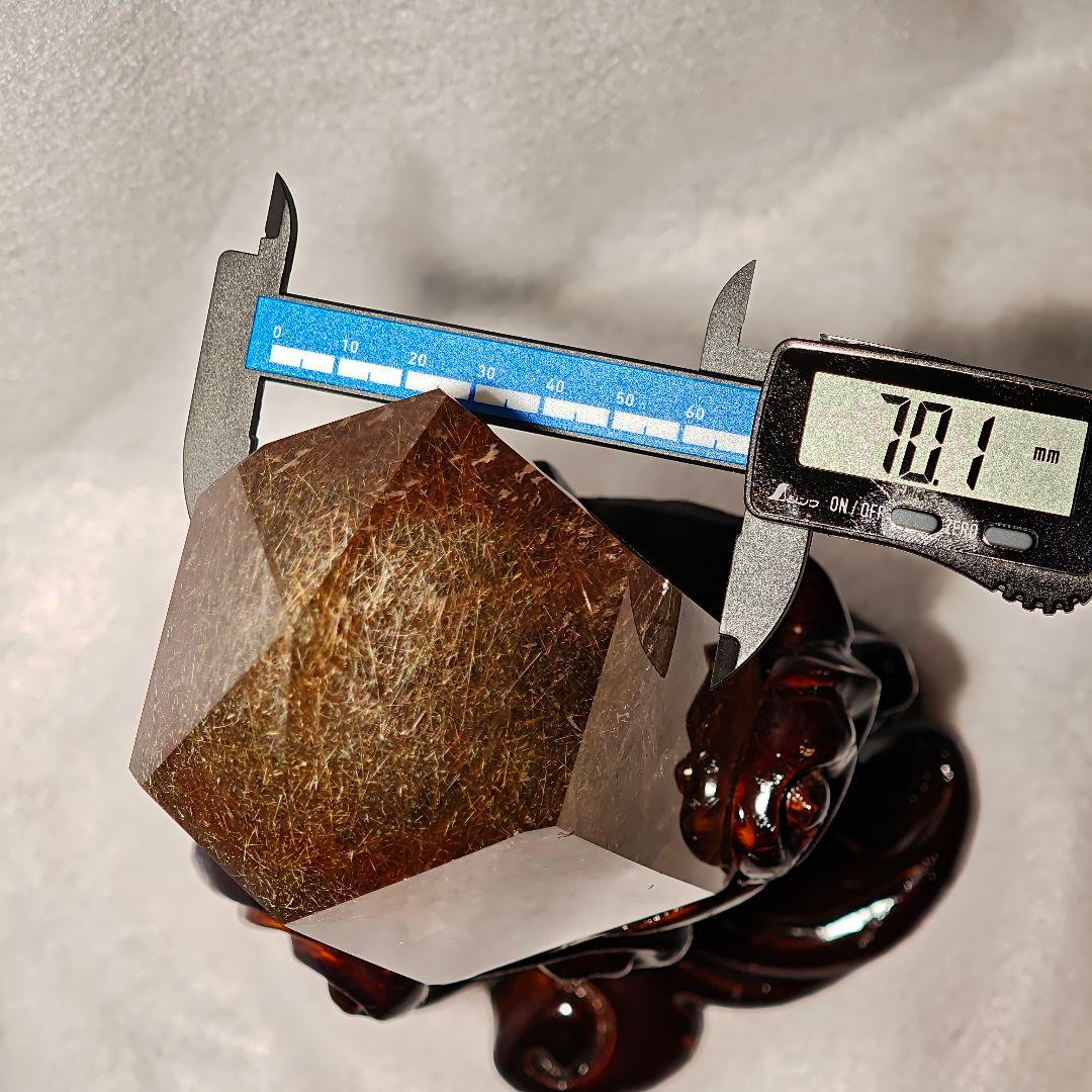 【1キロ超】ゴールドルチルクォーツ クリスタルタワー 天然石 金針