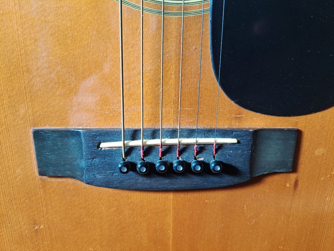 ま*ち様 YAMAKI 縦ロゴ　アコースティックギター