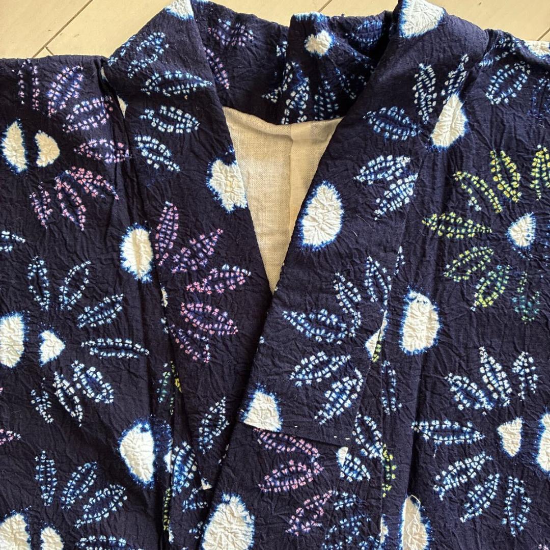 ■E4251■美品■木綿■有松鳴海絞り　藍染に黄色とピンク　花模様　浴衣■裄63