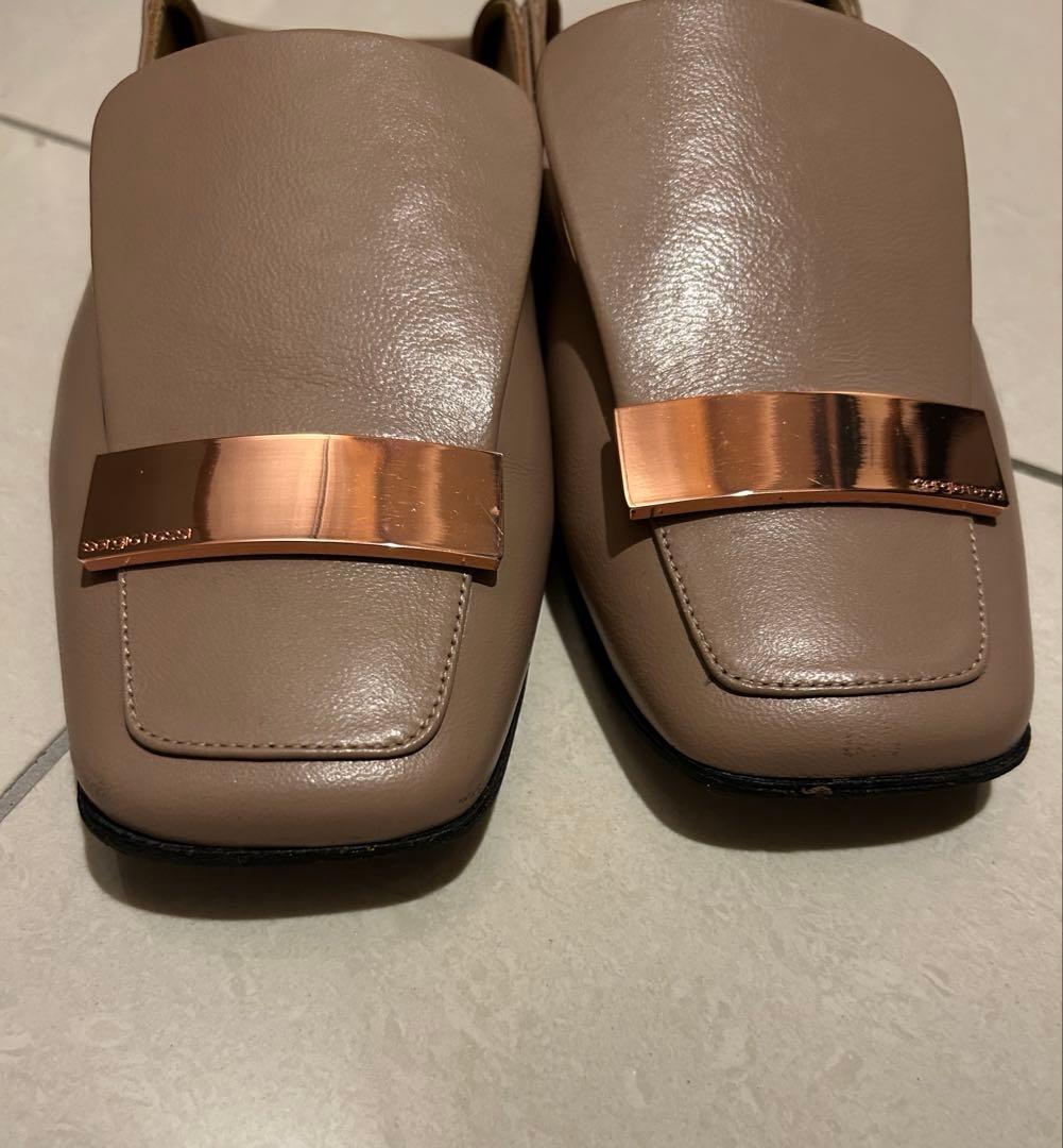 【36】セルジオロッシ ベージュ sr1 Slipper
