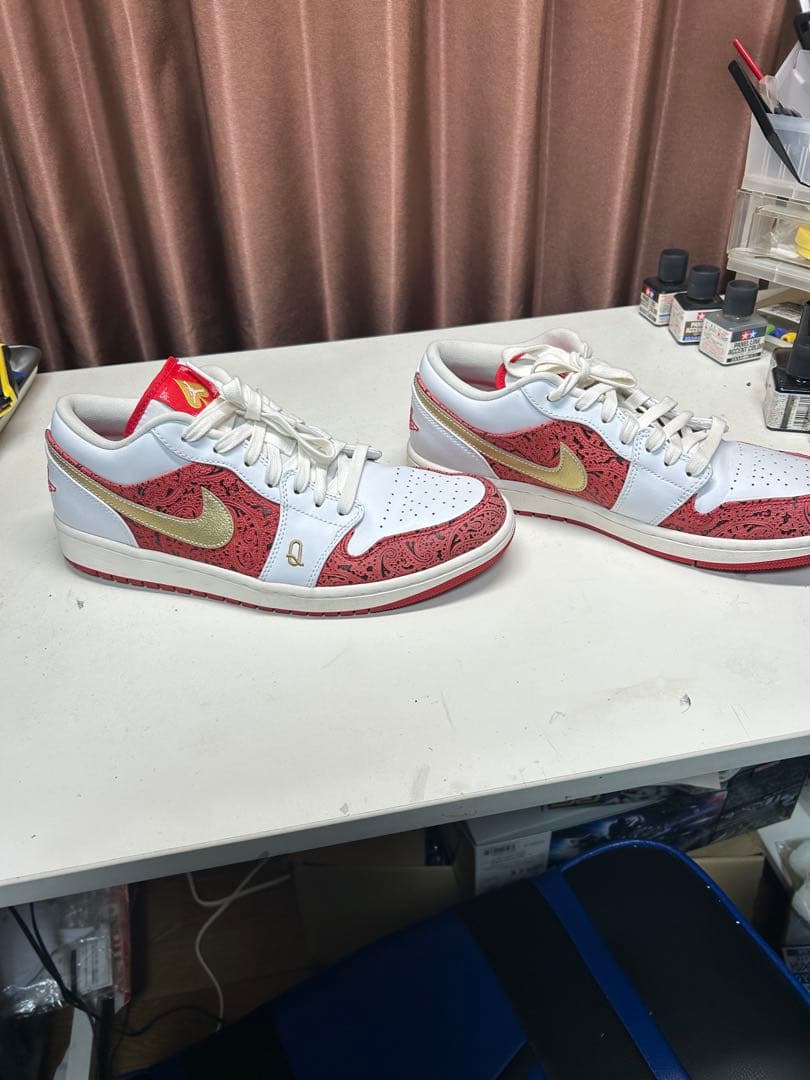 華*き様 ナイキ ジョーダン1ロー