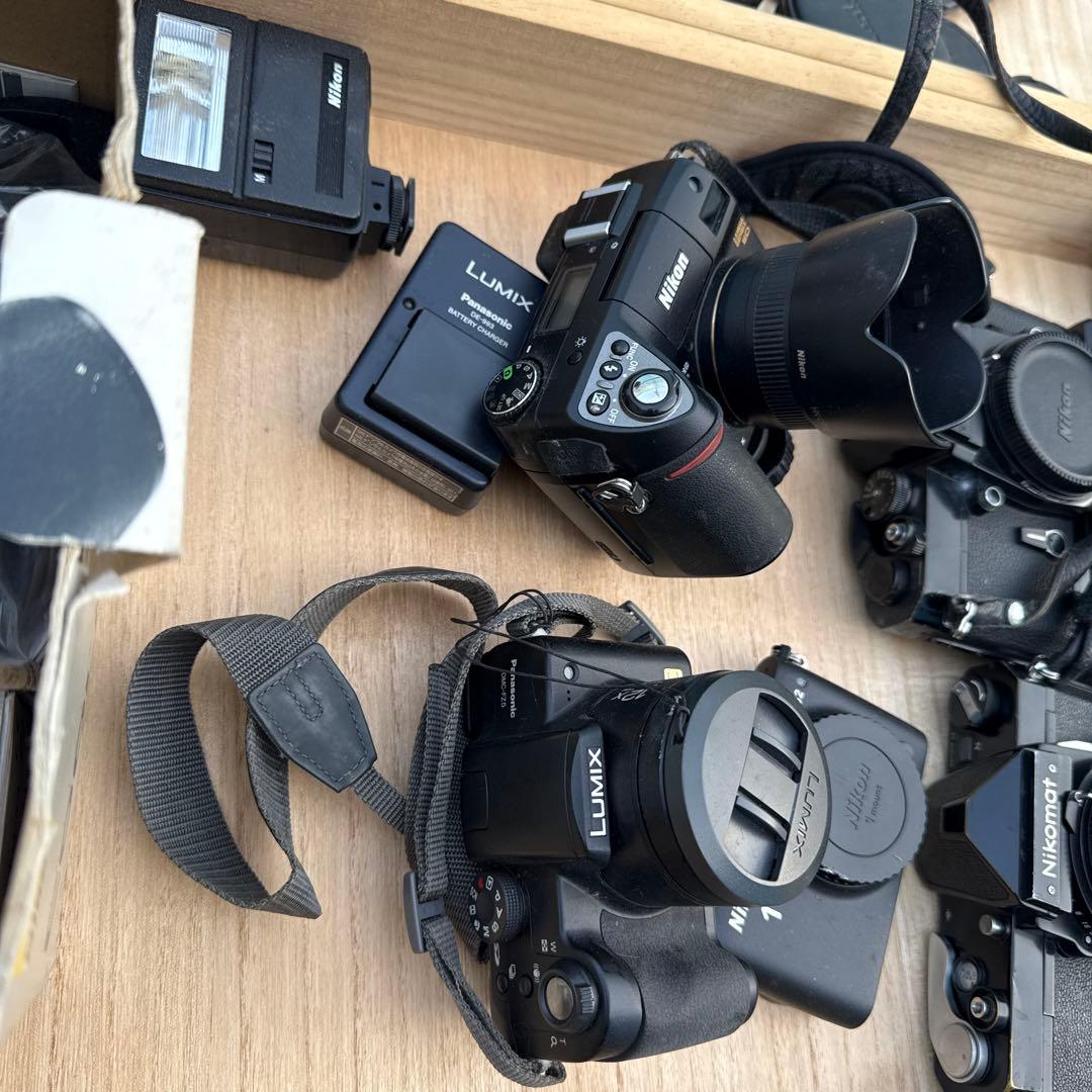 ニコン　カメラとレンズなど　動作確認不可ジャンクとして　カメラまとめ売り
