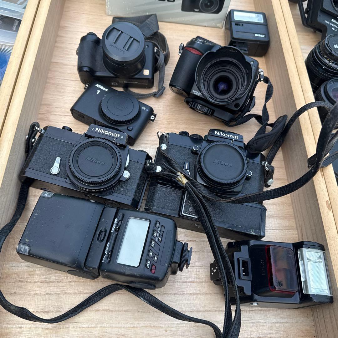 ニコン　カメラとレンズなど　動作確認不可ジャンクとして　カメラまとめ売り