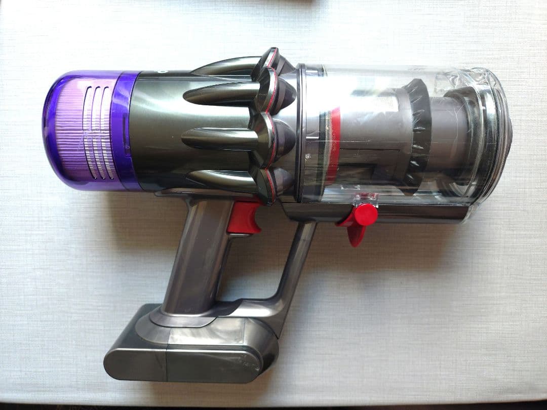 Dyson　sv18コードレスクリーナー　程度良品　フィルター付き