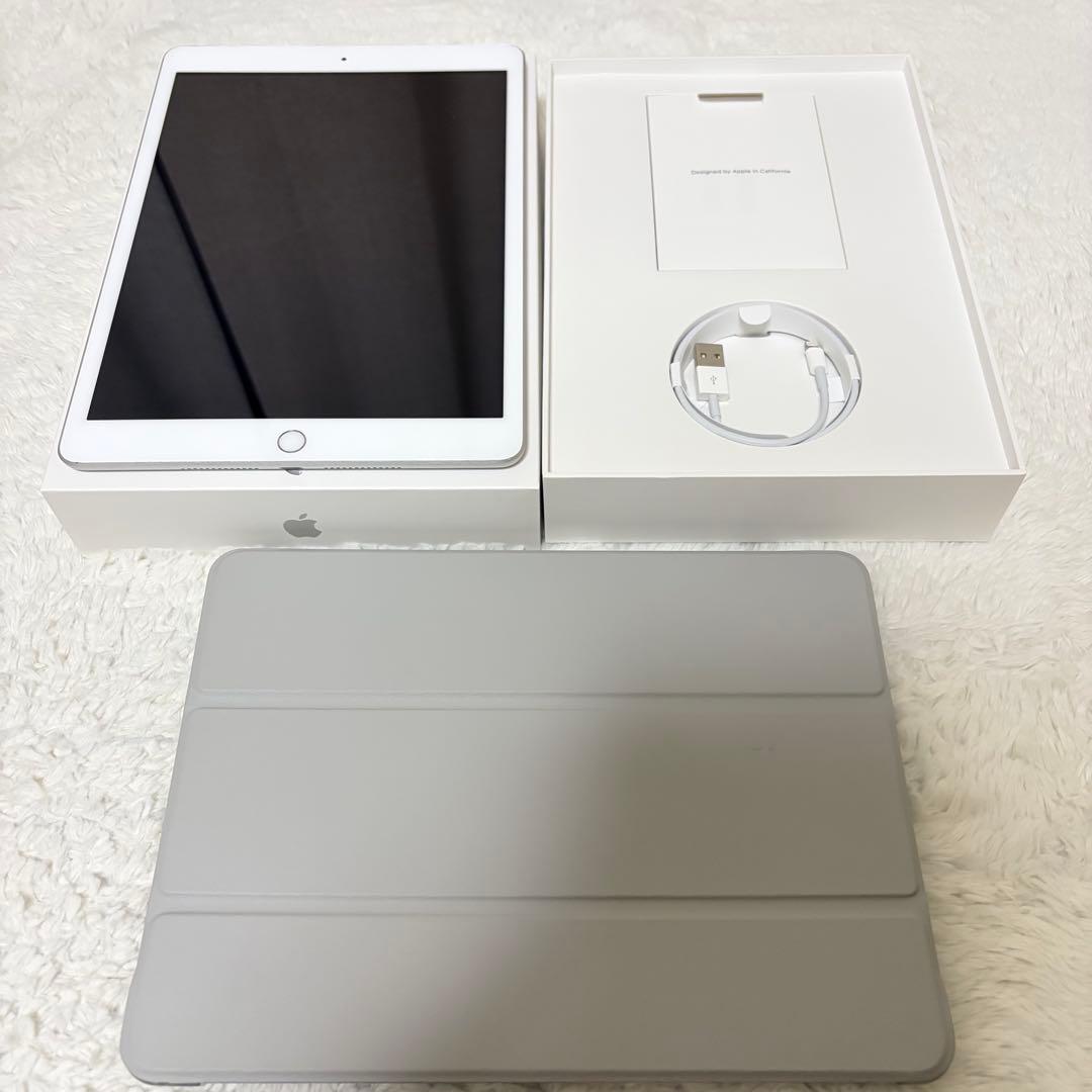 iPad 第7世代 32GB シルバー Wi‑Fi+Cellular ケース付